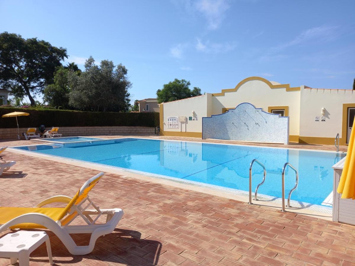 Carvoeiro, 2Br Pestana Gramacho Golf Apartment Estombar Bagian luar foto